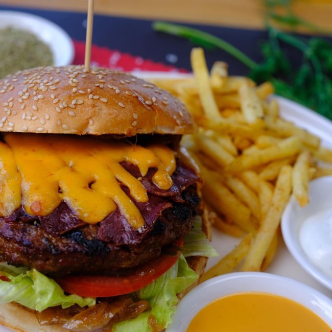 Double Danimarka Burger